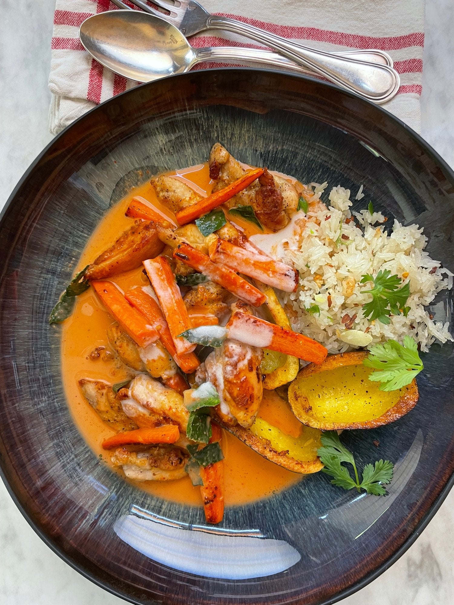PANANG CURRY WITH CHICKEN & CARROTS